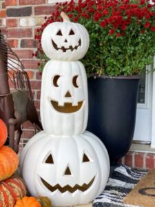 31 DIY Halloween Porch Decorations - Ak Pal Kitchen