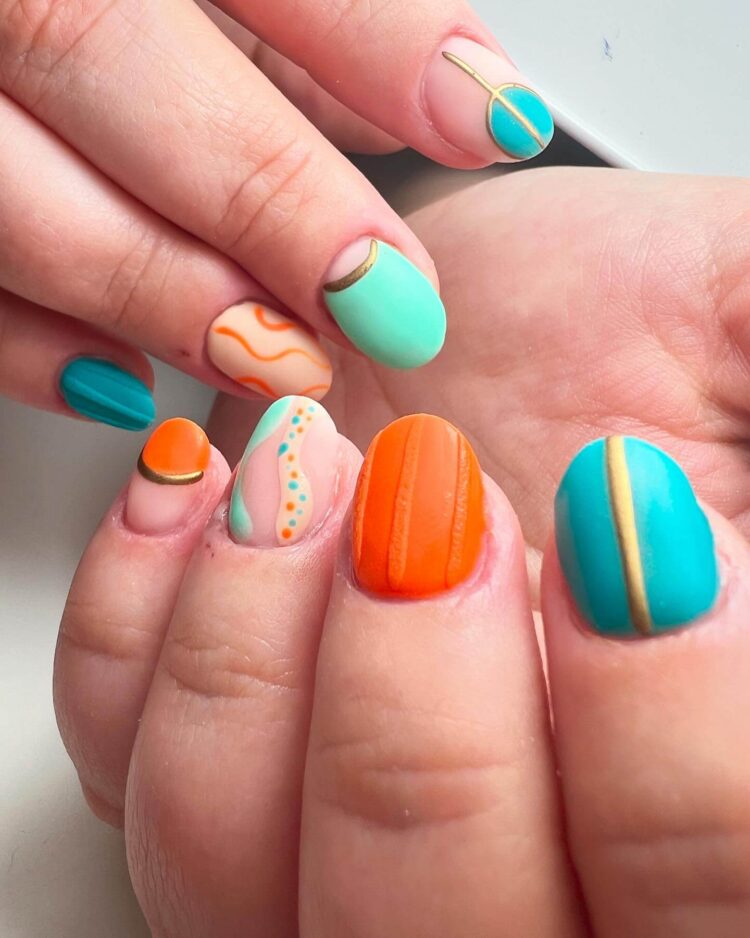31 Trending Abstract Nail Art Designs - Ak Pal Kitchen