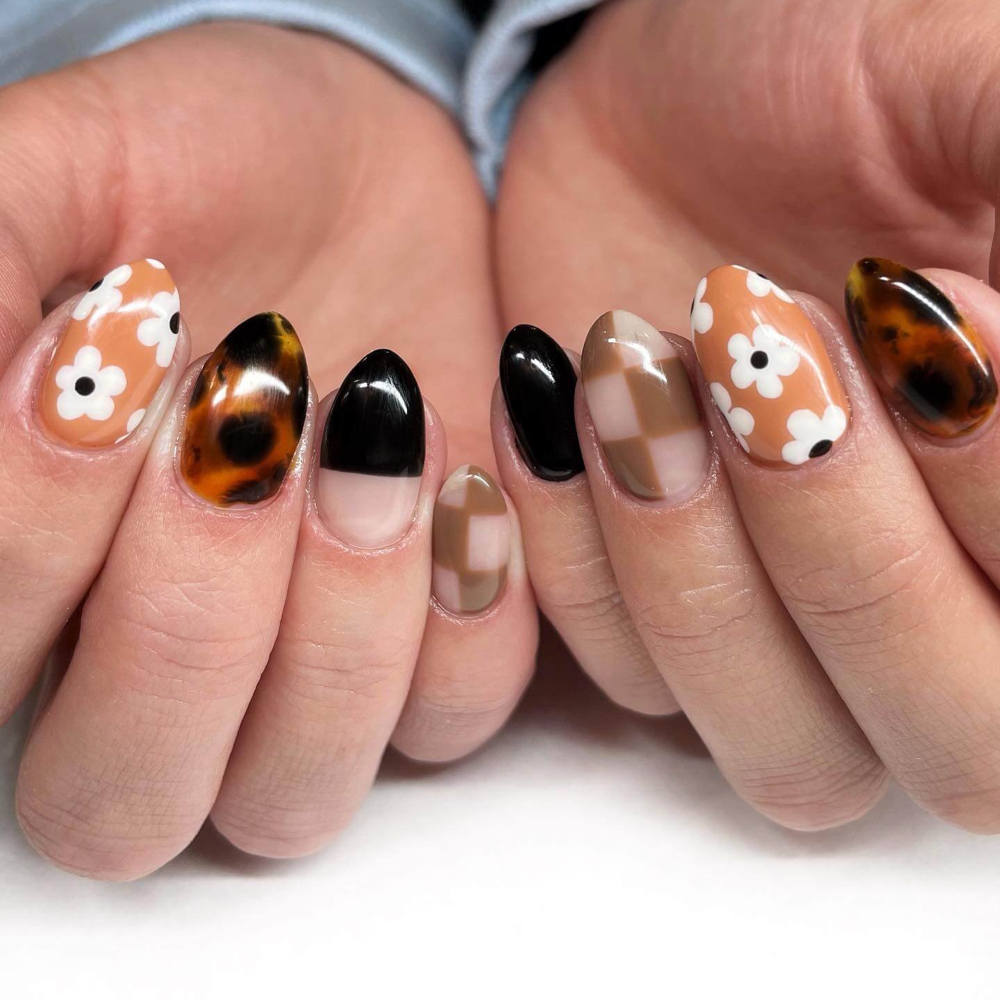 31 Trendy Fall Nail Designs - Ak Pal Kitchen