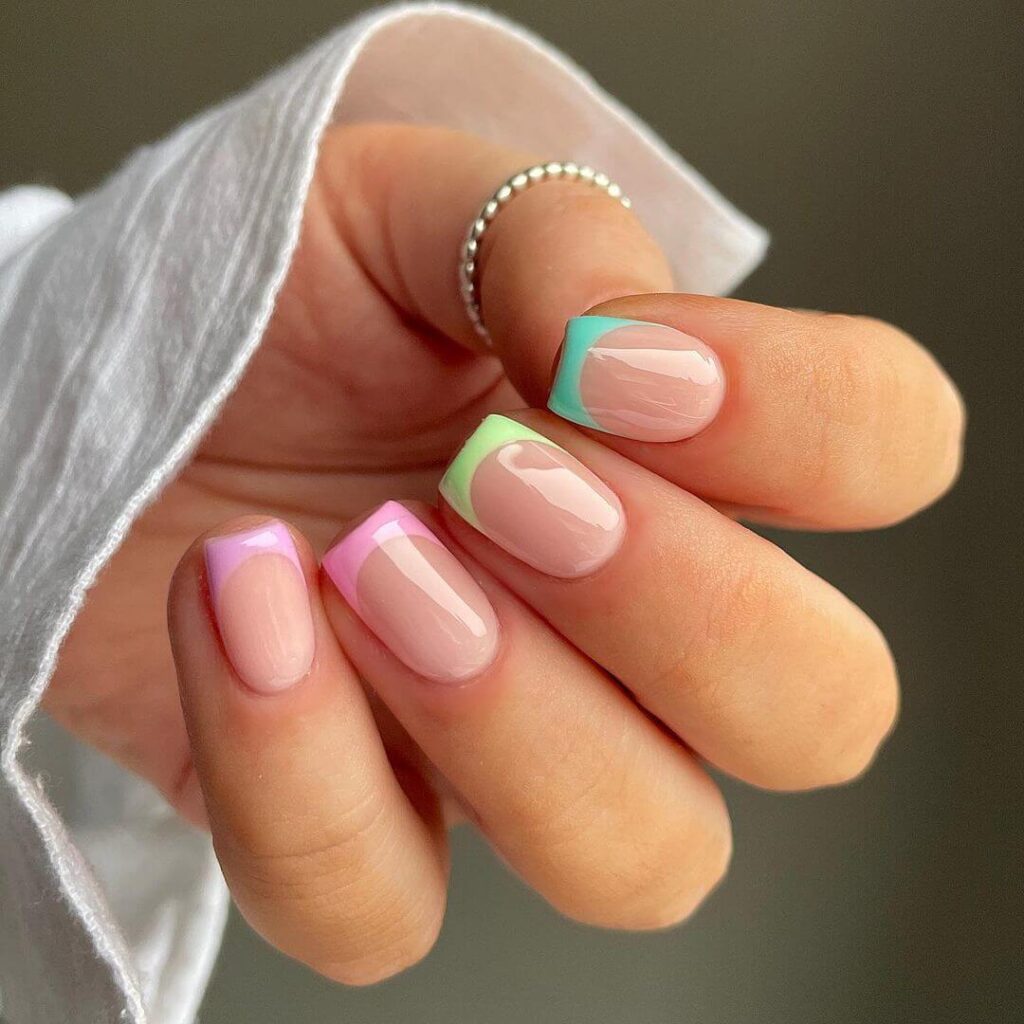 A stylish collection of March nails featuring pastel nails, Easter nail art, St. Patrick's Day nail designs, and spring-inspired manicures.