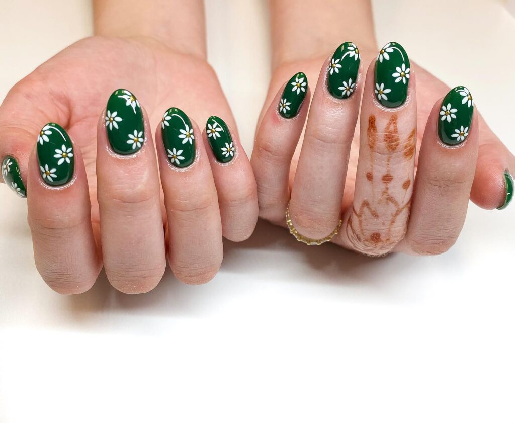 A stylish collection of March nails featuring pastel nails, Easter nail art, St. Patrick's Day nail designs, and spring-inspired manicures.