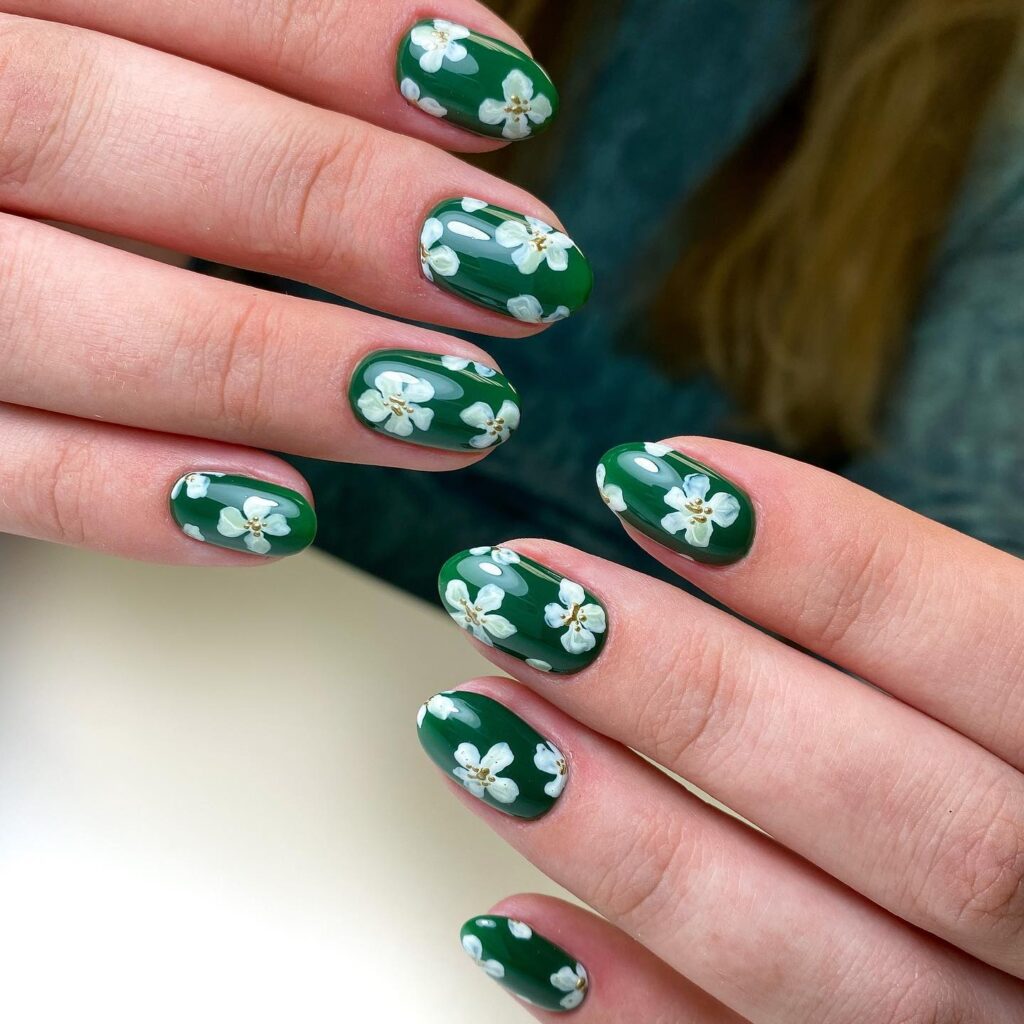 A stylish collection of March nails featuring pastel nails, Easter nail art, St. Patrick's Day nail designs, and spring-inspired manicures.