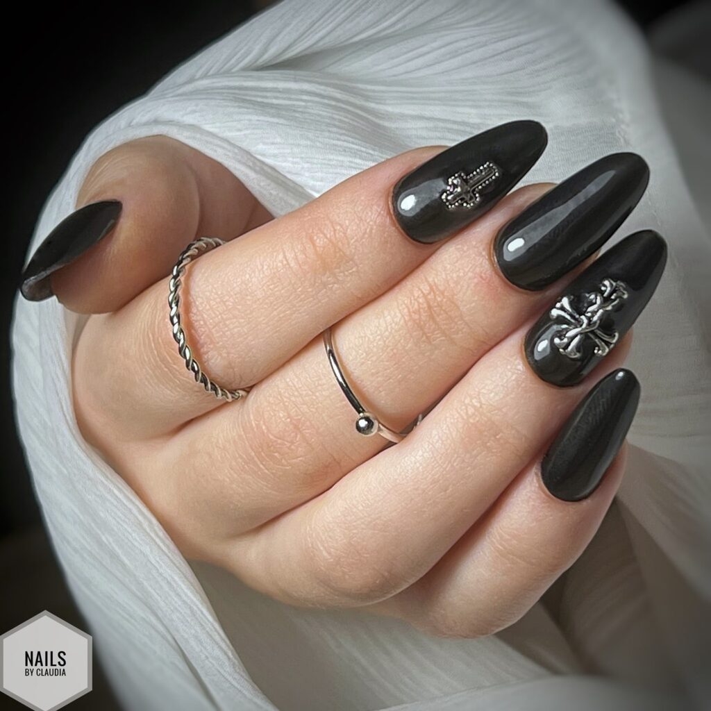 A collection of oval nails featuring glossy, matte, and minimalist designs, perfect for a chic and sophisticated manicure.